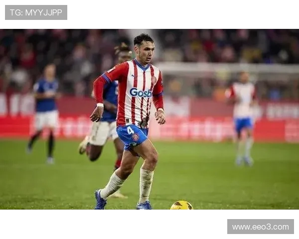 塞维利亚官宣签下西班牙前锋阿尔方 - 冈萨雷斯，合同至 2028 年